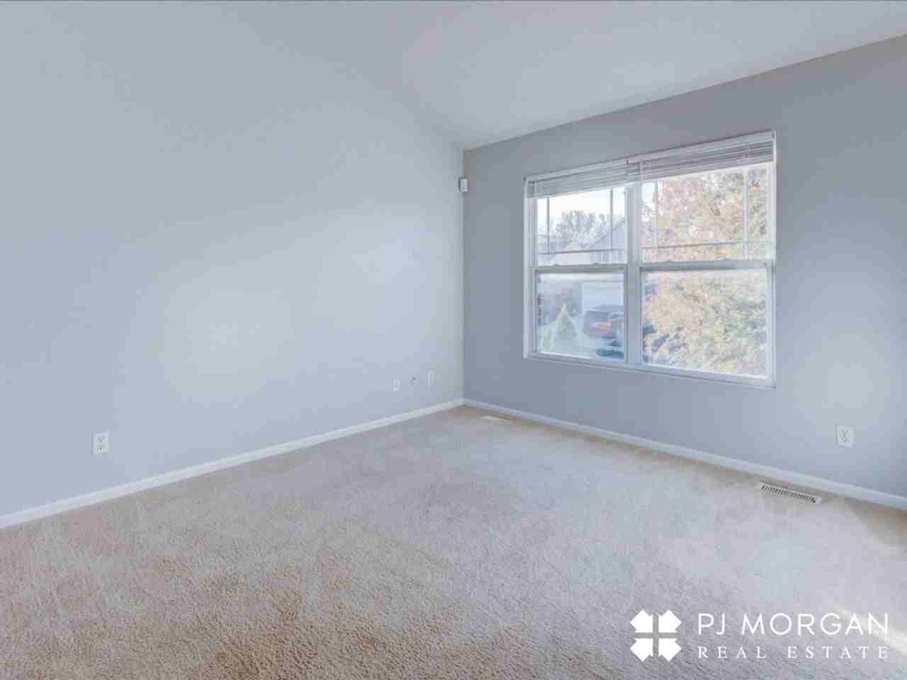 11004 Weber St - Photo 6 of 27