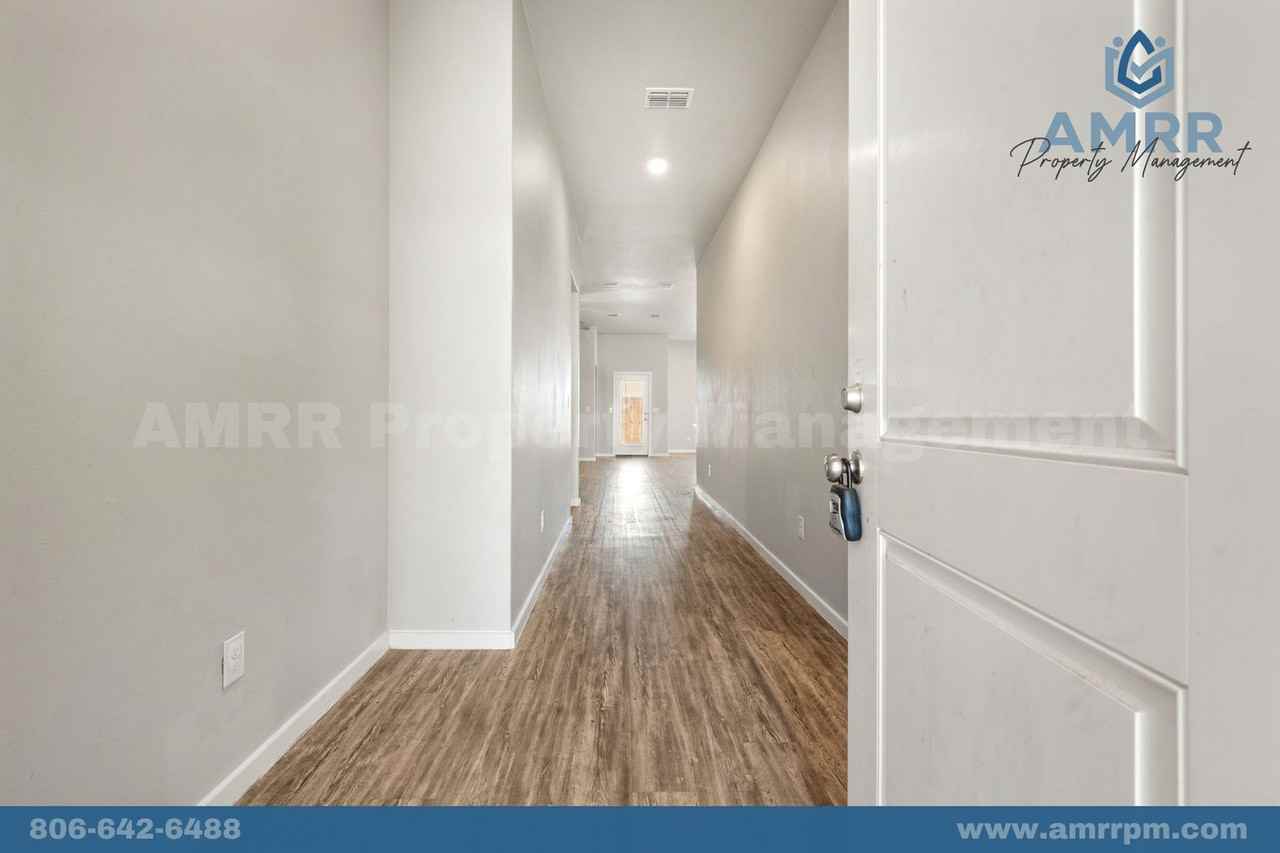 1905 Kirksey Ave - Photo 2 of 26