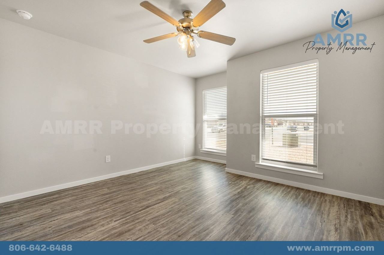 1905 Kirksey Ave - Photo 3 of 26