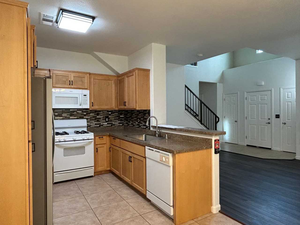 1960 Bluffs Dr - Photo 3 of 16