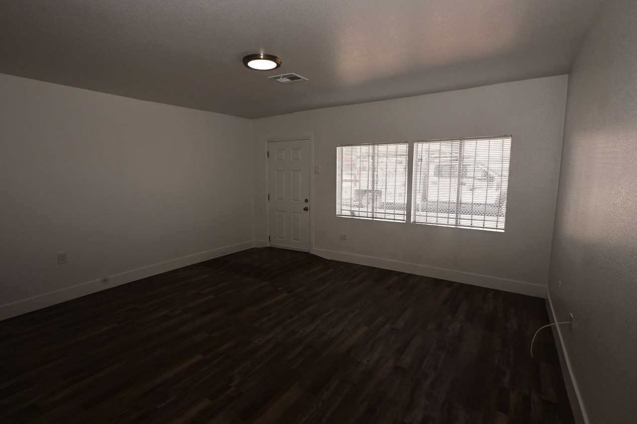 1007 C Street #1 - Photo 3 of 28