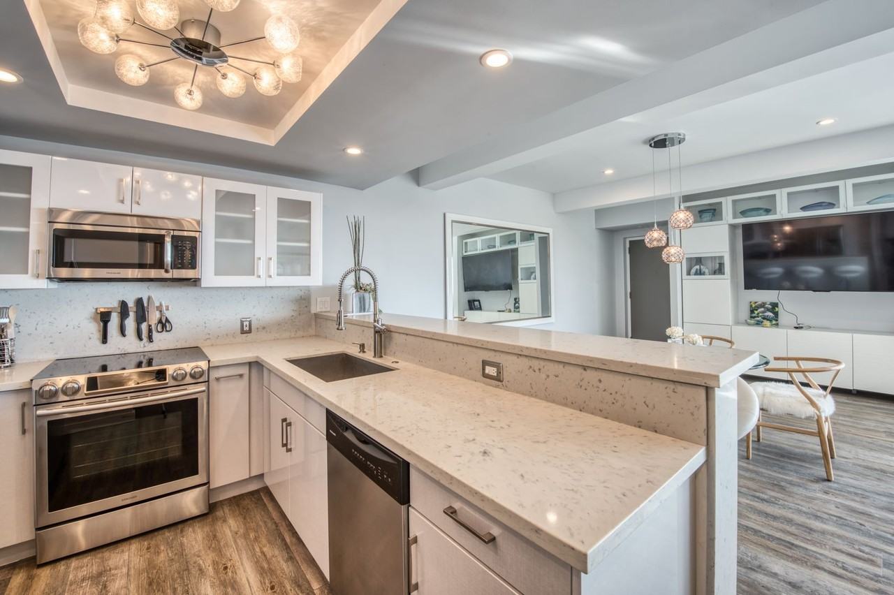 3121 W Coast Hwy - Photo 3 of 12