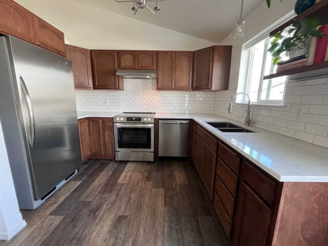 2877 N Thrush Dr - Photo 2 of 19