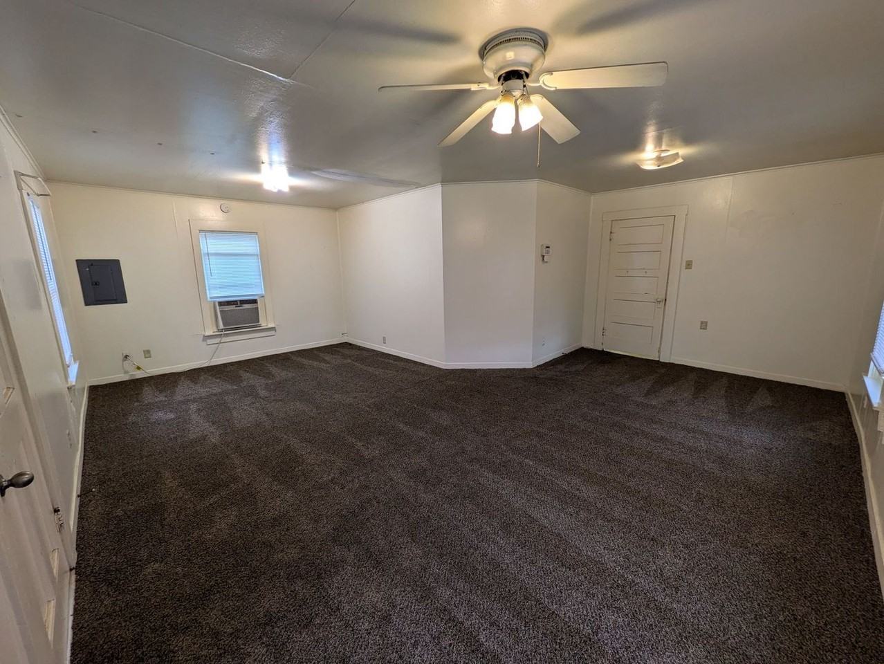 1269 Oregon Ave - Photo 2 of 14
