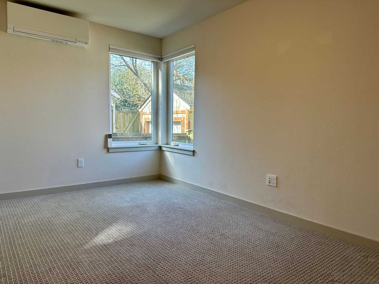 509 Ne 73rd St #A - Photo 3 of 38