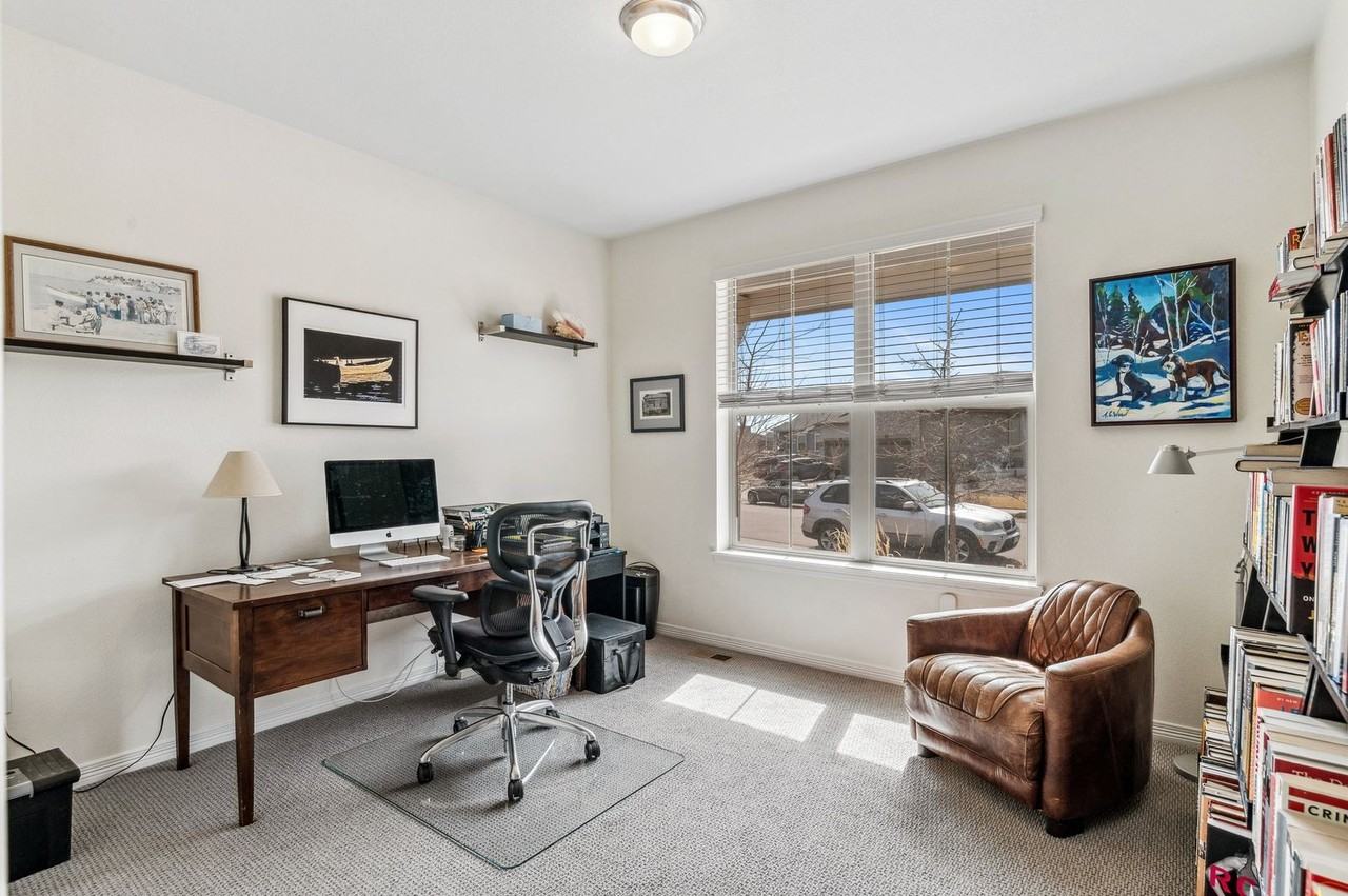 7787 Fraser River Cir - Photo 5 of 47