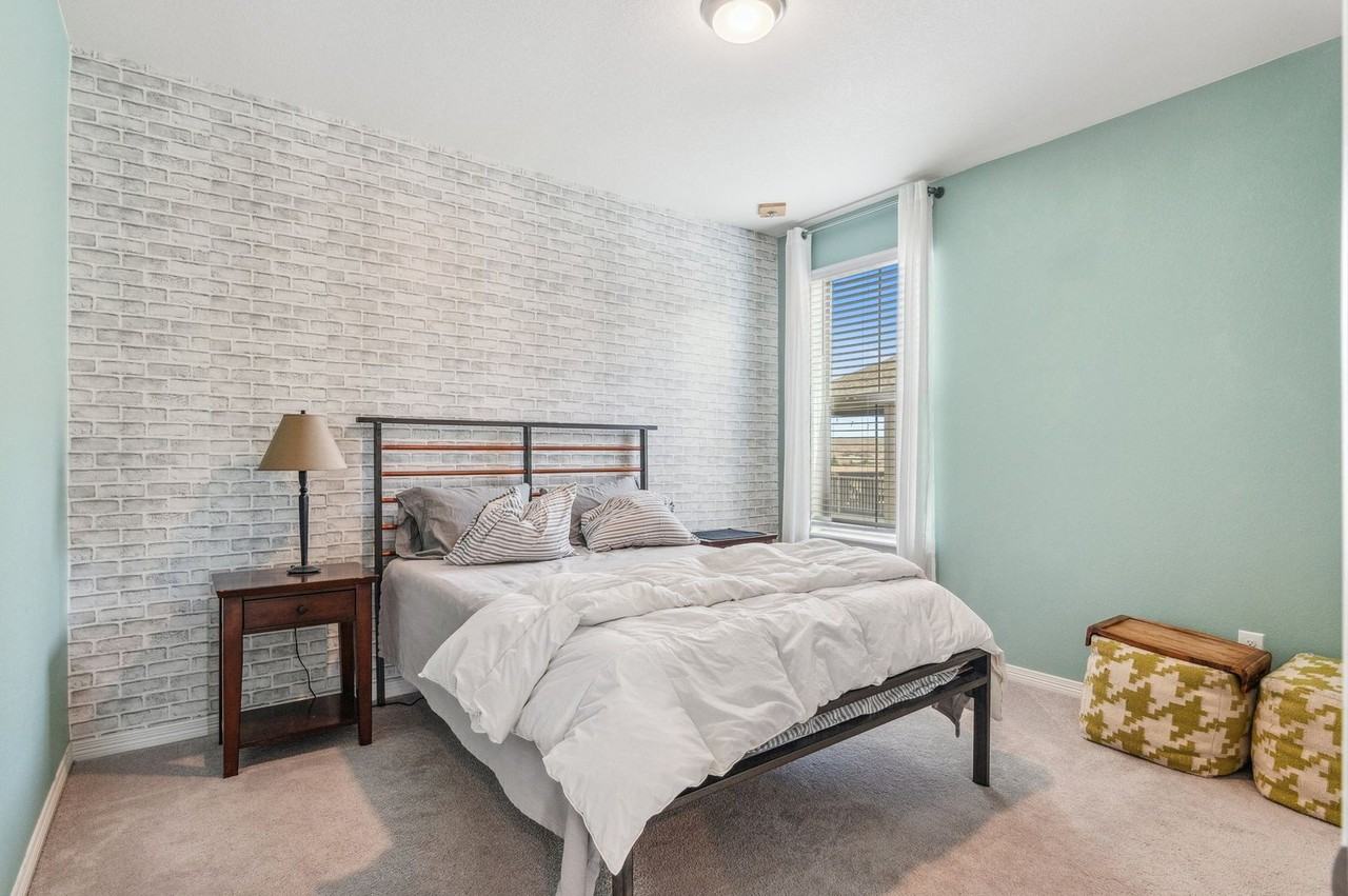 7787 Fraser River Cir - Photo 7 of 47