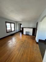 featured image of 1721 Mansfield Rd