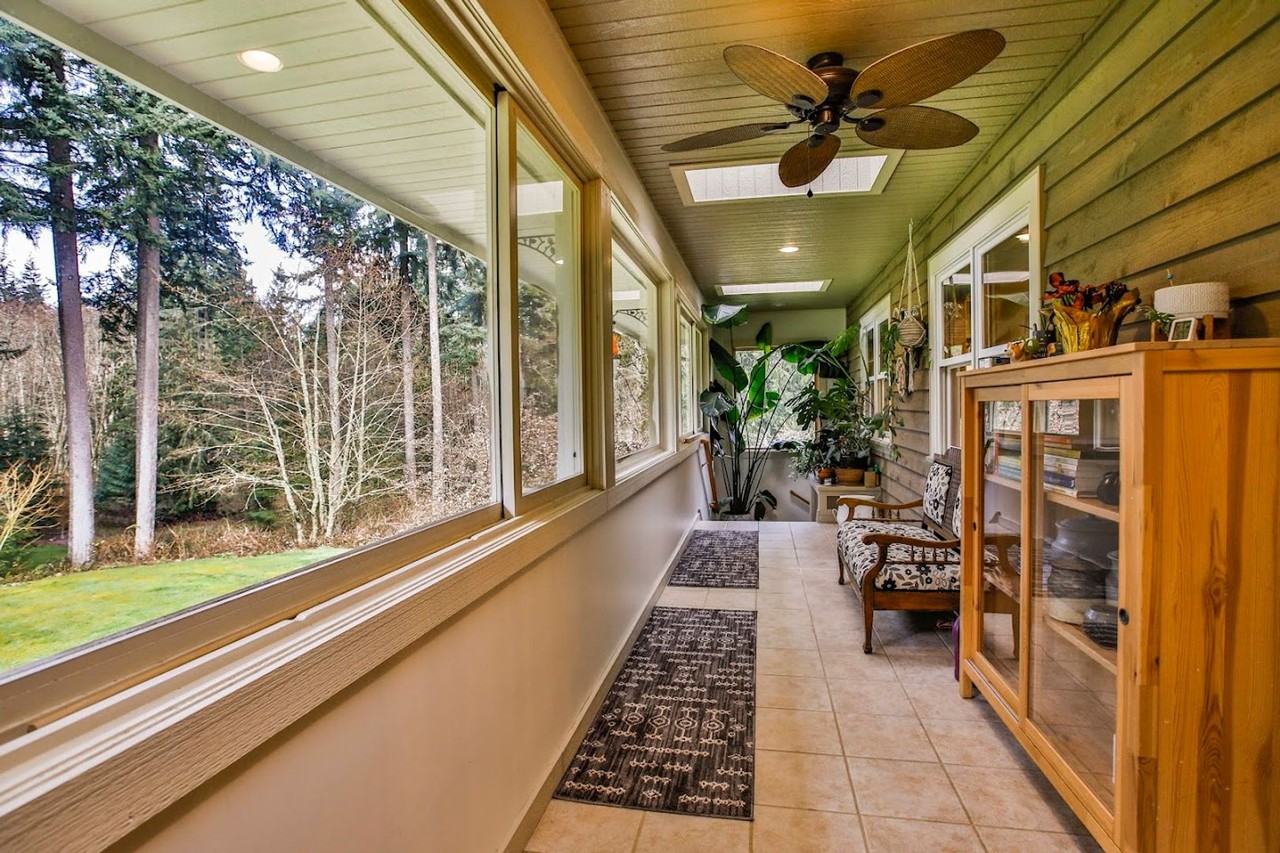 4273 Blossom Dr - Photo 3 of 39