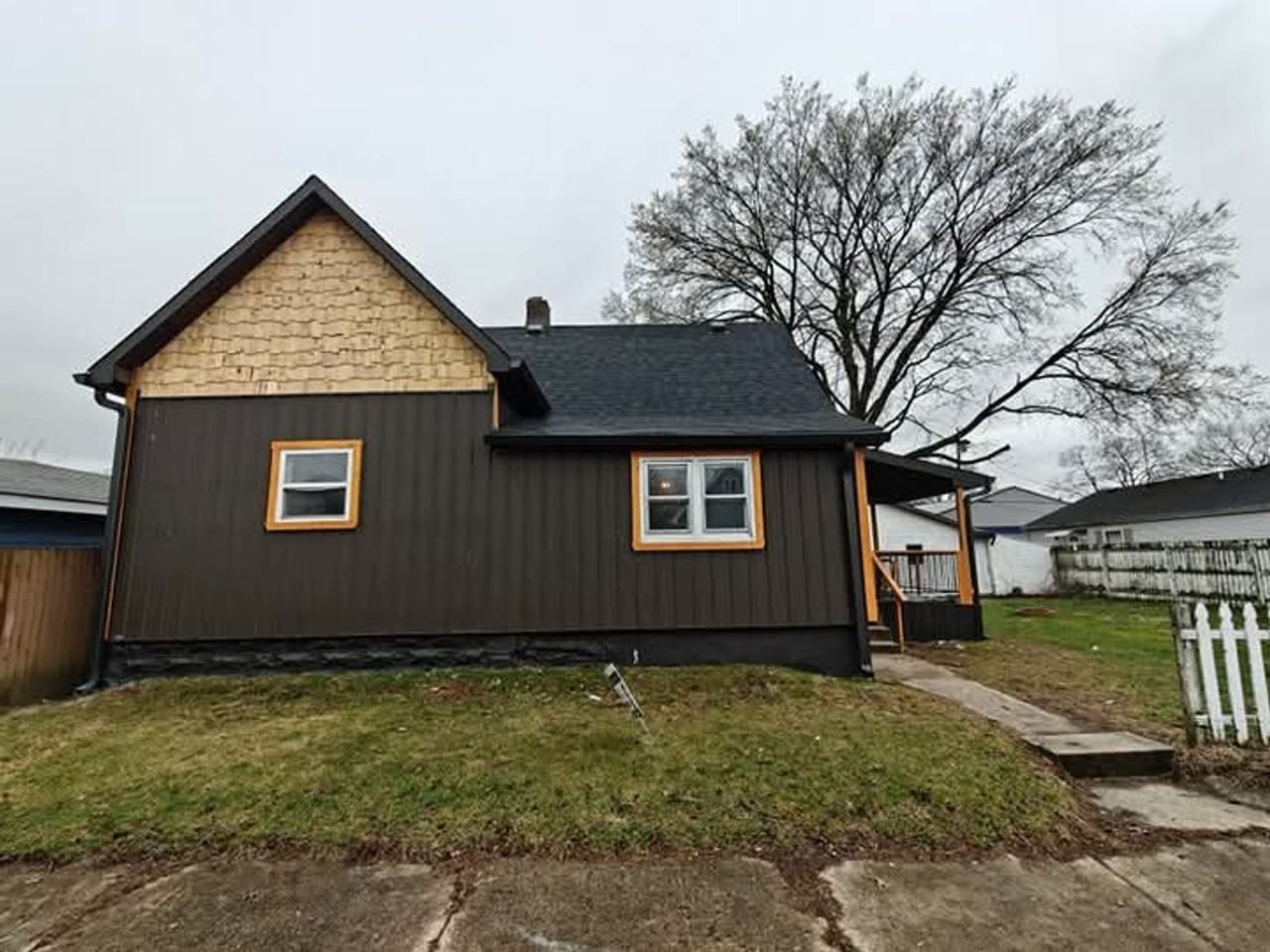 817 Indiana Ave - Photo 3 of 23