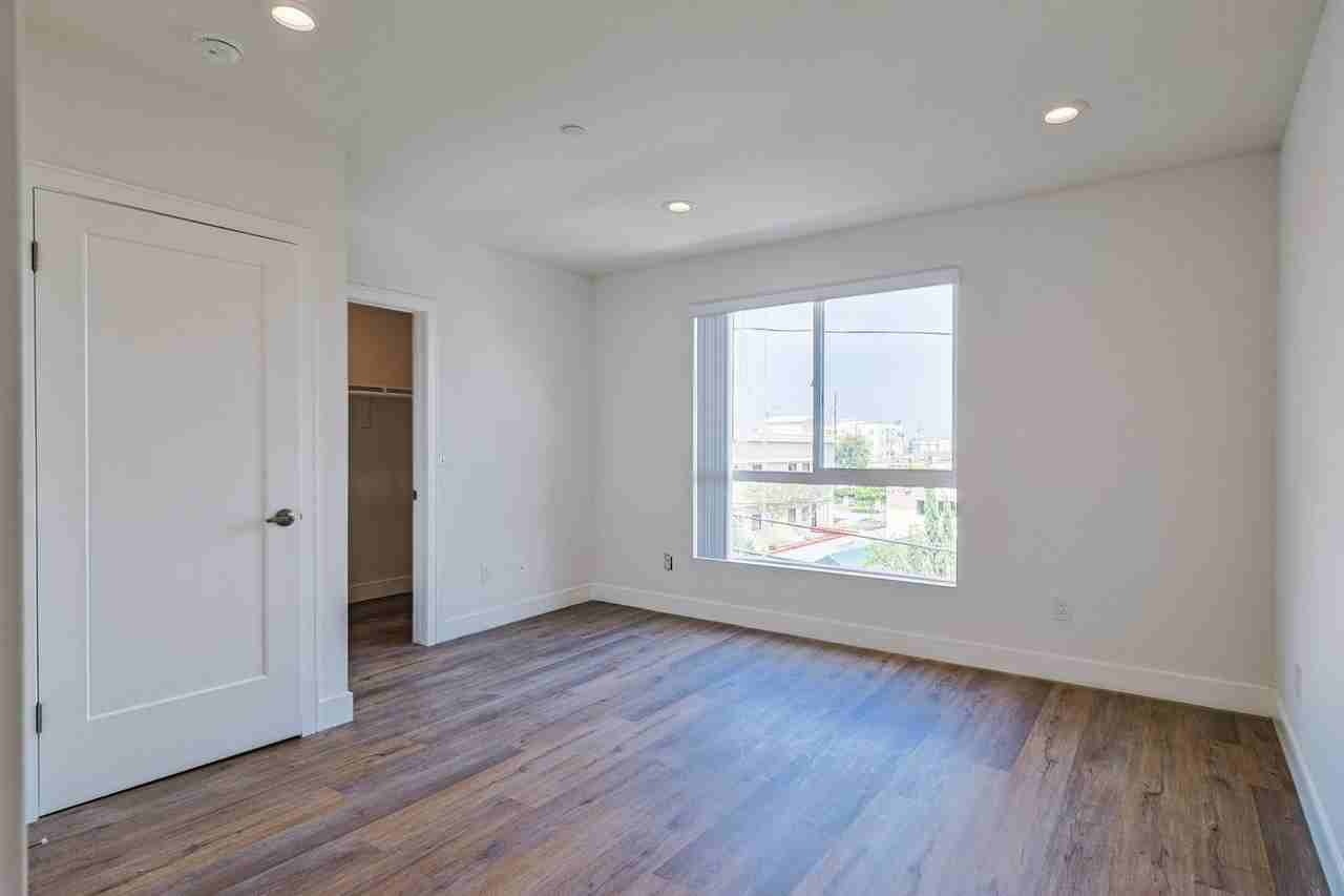 5934 Lemp Ave - Photo 5 of 35