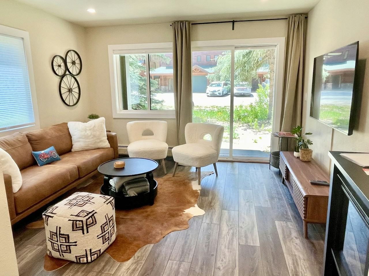 1128 Winter Park Dr #8 - Photo 2 of 27