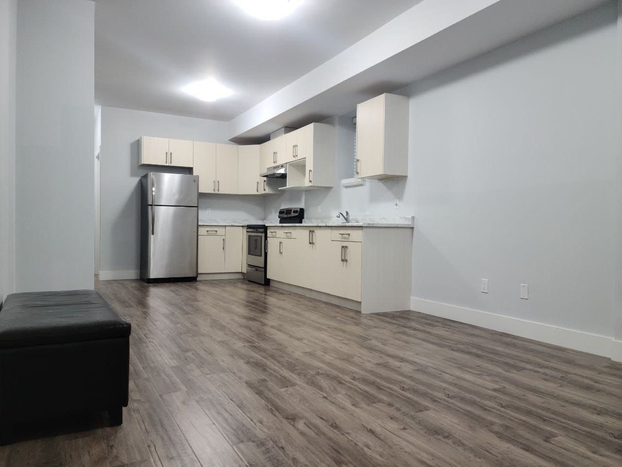 3386 Gislason Avenue - Photo 3 of 10