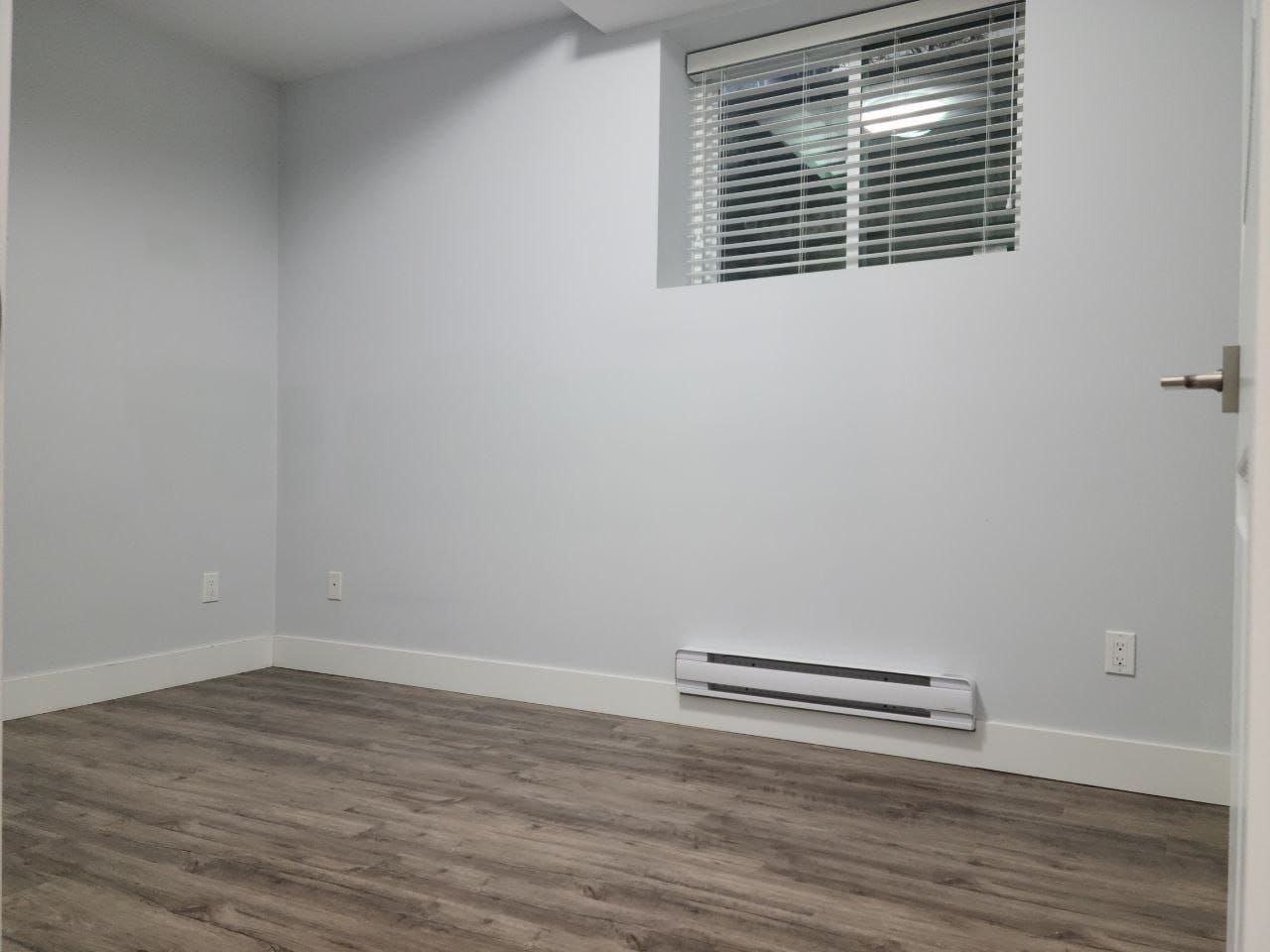 3386 Gislason Avenue - Photo 6 of 10