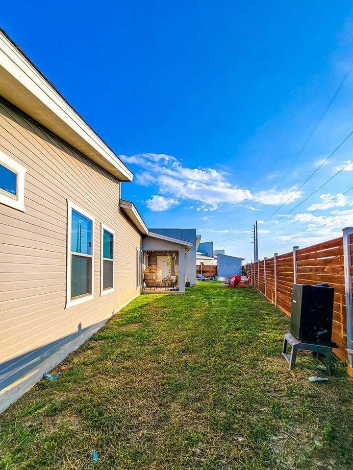 2375 Oak Breeze - Photo 2 of 13