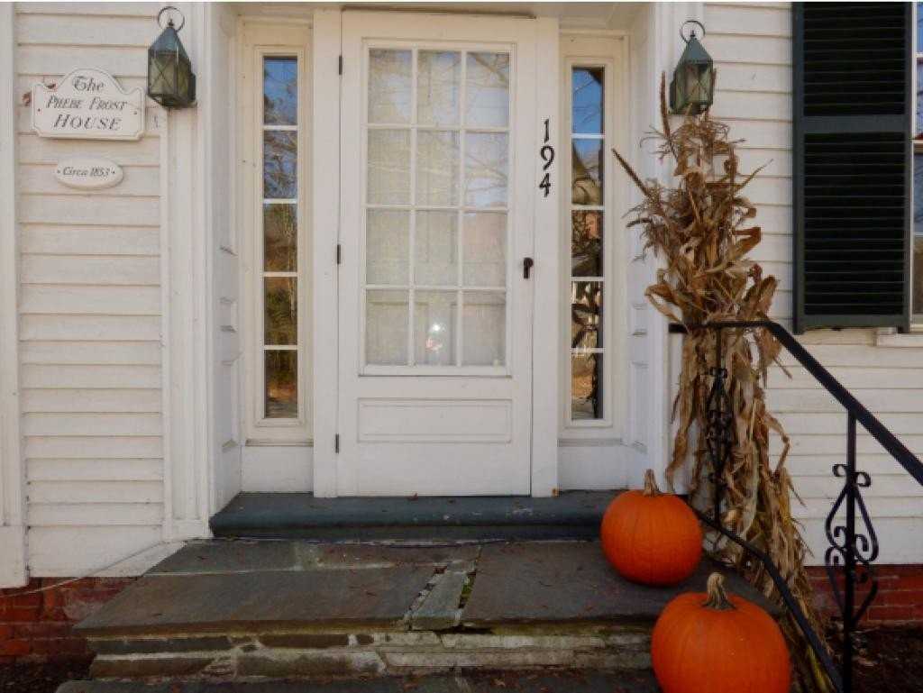 194 Main St - Photo 2 of 32