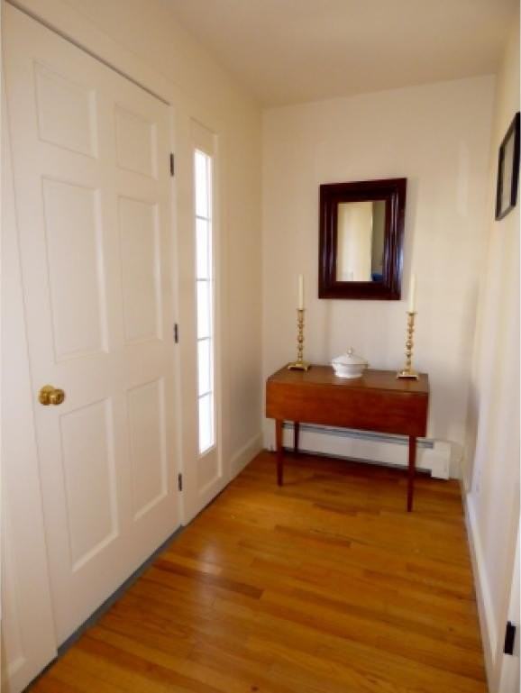 194 Main St - Photo 4 of 32