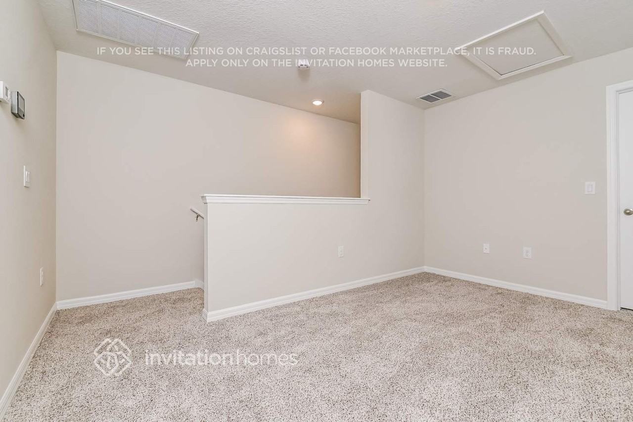 17043 Coral Key Dr - Photo 7 of 18