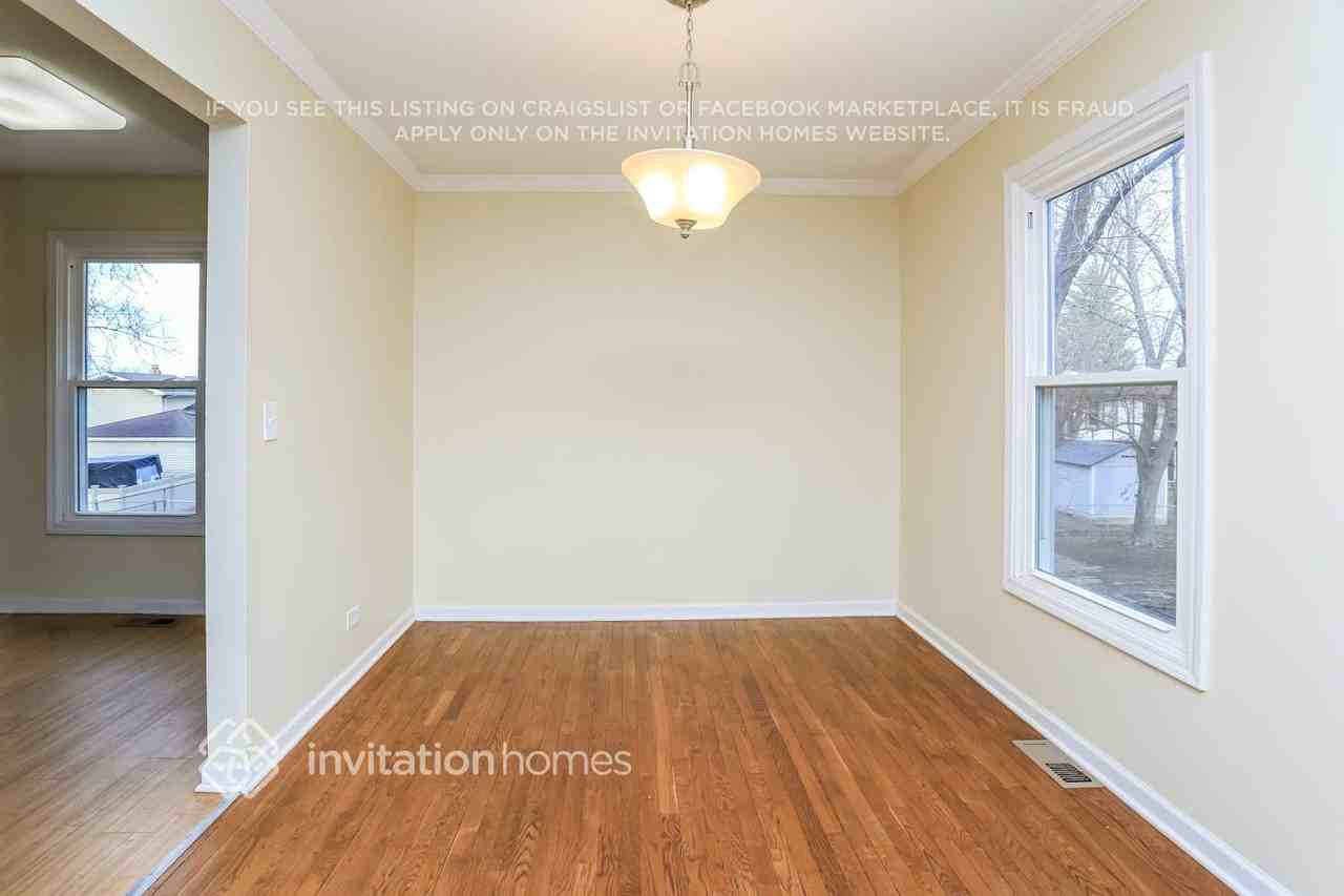 137 Mayfield Dr - Photo 5 of 16
