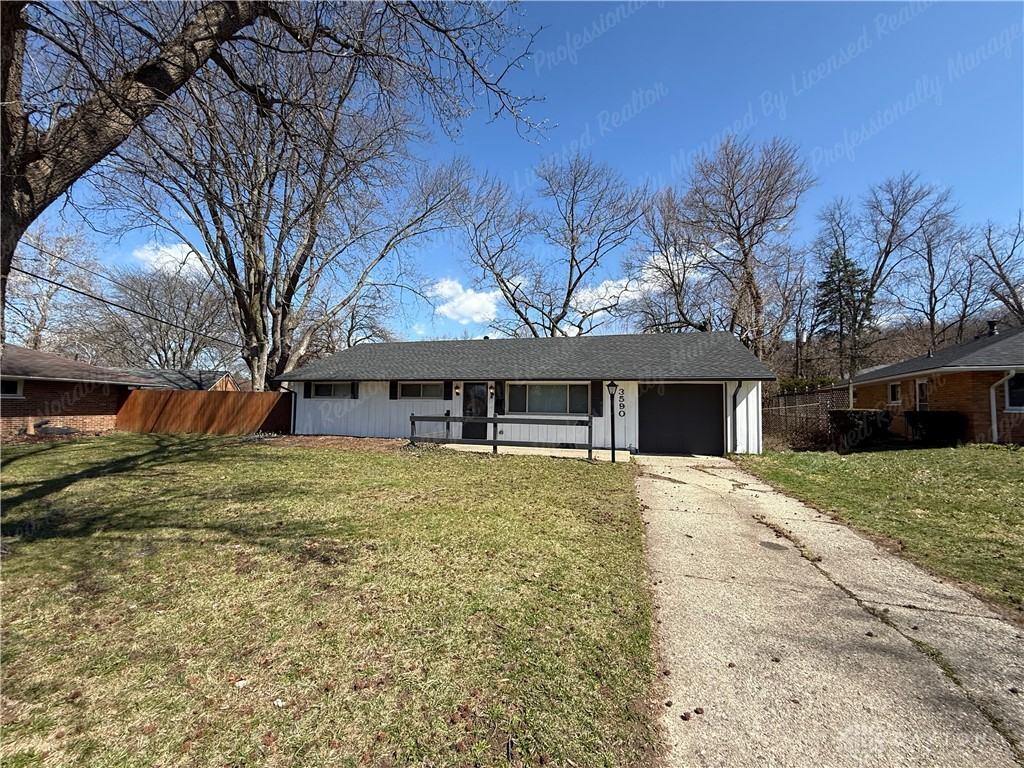 3590 Hertland Dr - Photo 3 of 39