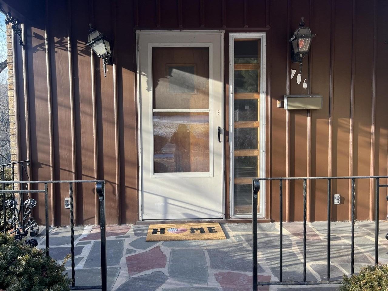 706 E Catawissa St - Photo 2 of 21