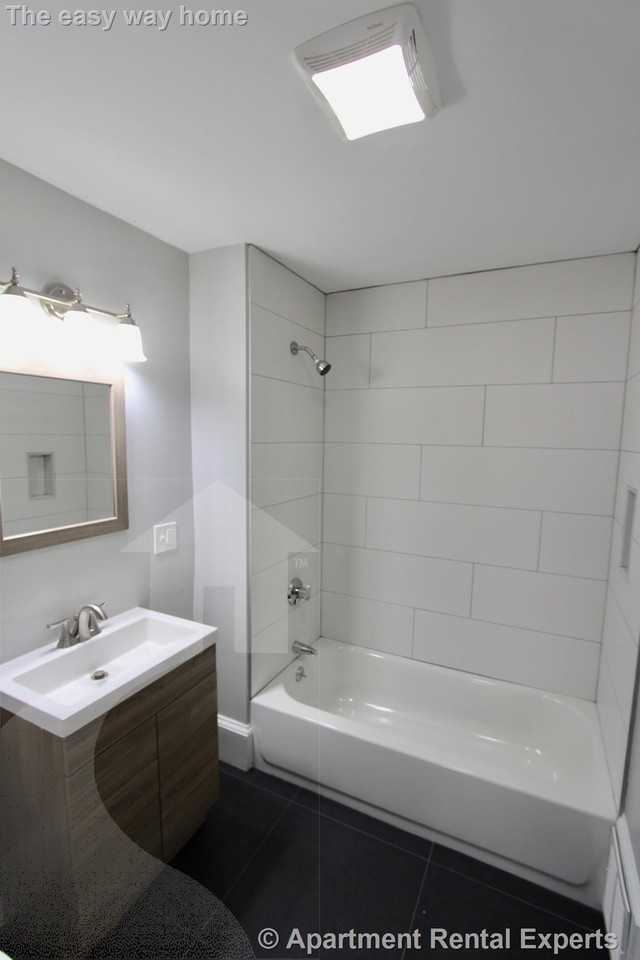 34 Russell St #2 - Photo 7 of 10