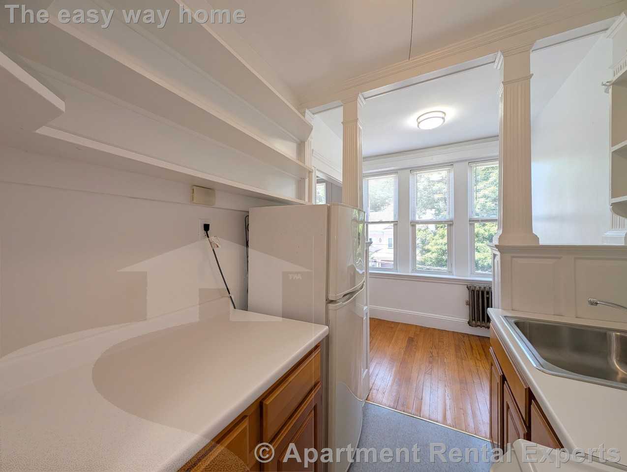 172 Maple St #303 - Photo 5 of 13