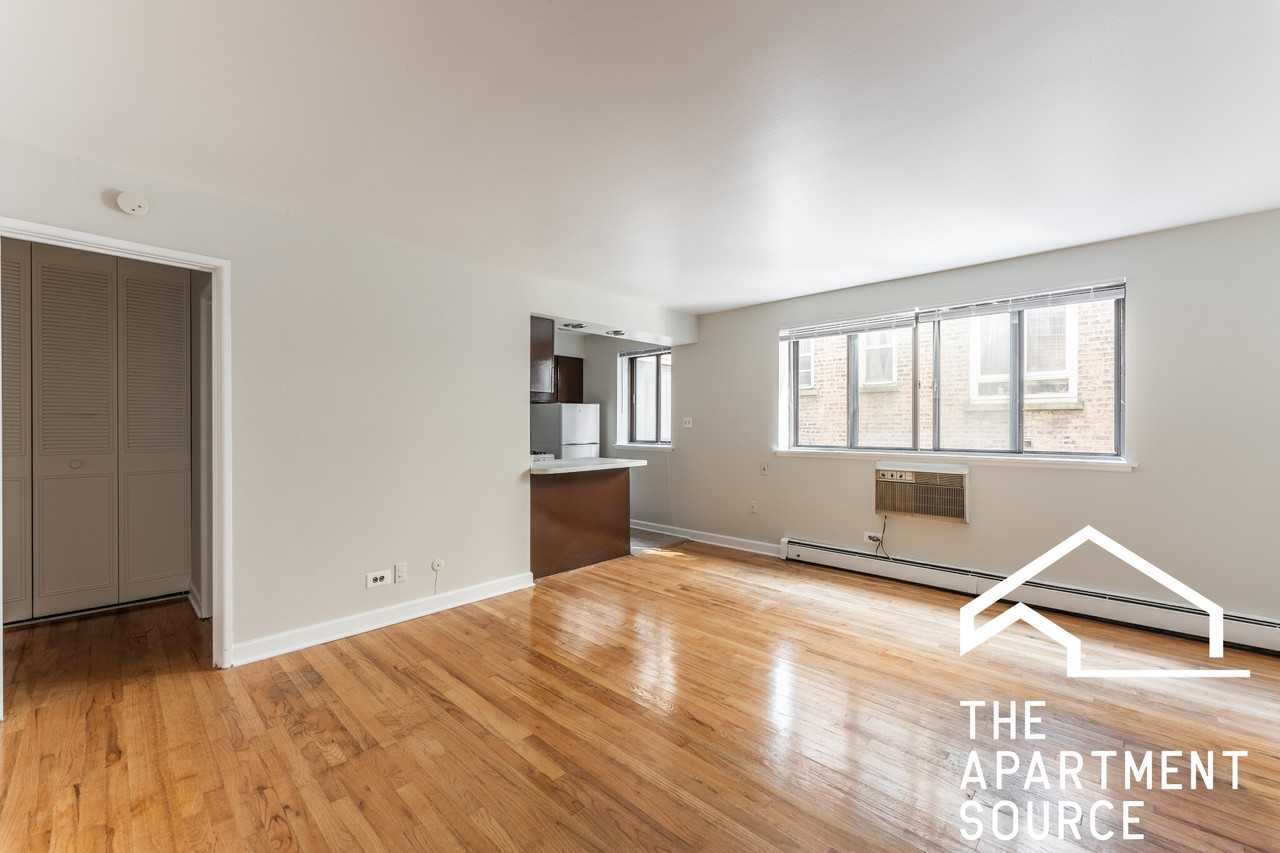 5909 North Kenmore Avenue #207 - Photo 2 of 18