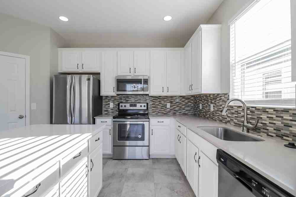 3809 San Isidro Cir - Photo 5 of 16