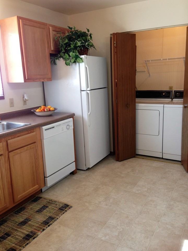 JDC Apartments - Photo 3 of 3