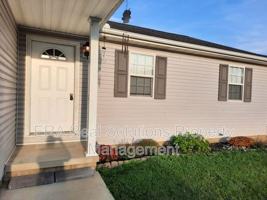featured image of 1038 N West St