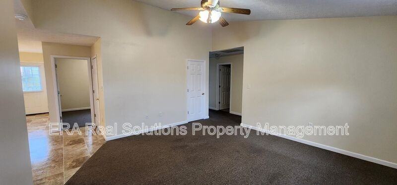 1038 N West St - Photo 2 of 14