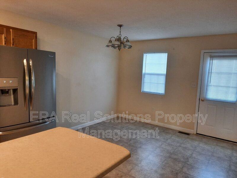 1038 N West St - Photo 6 of 14