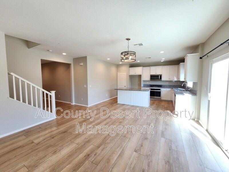 84649 Merus Ave - Photo 7 of 36