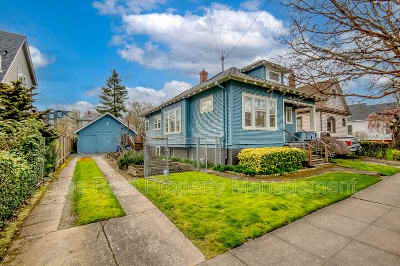 4039 Ne Rodney Ave - Photo 2 of 16