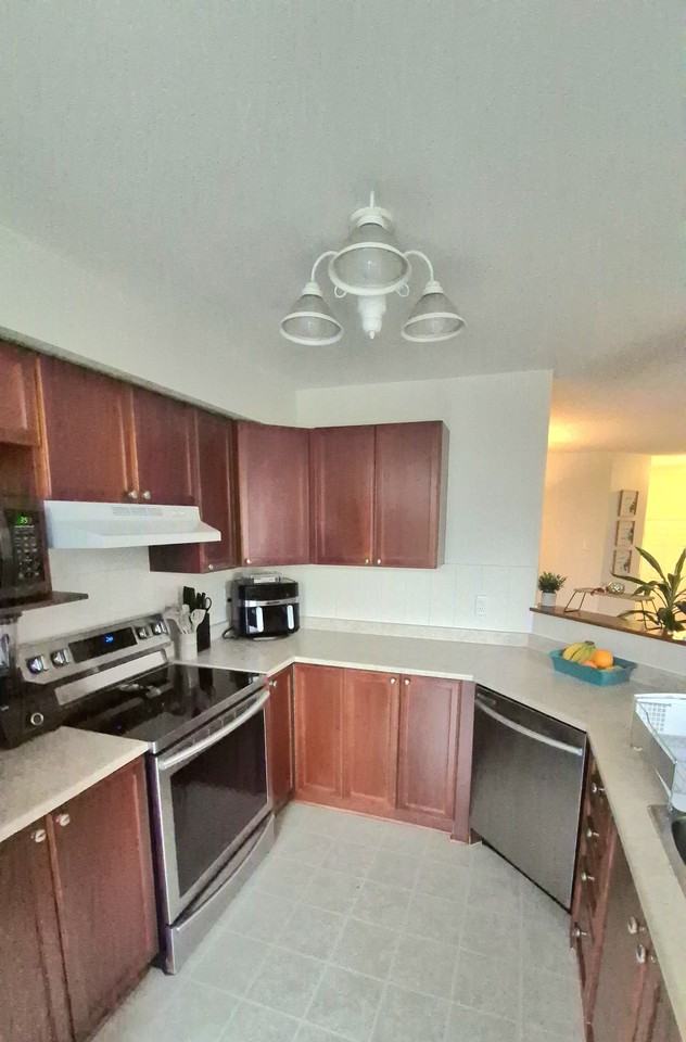 974 Gosnell Terrace - Photo 6 of 30