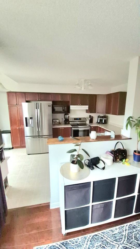 974 Gosnell Terrace - Photo 7 of 30