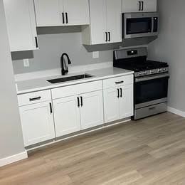 215 167th St S #4 - Photo 3 of 3