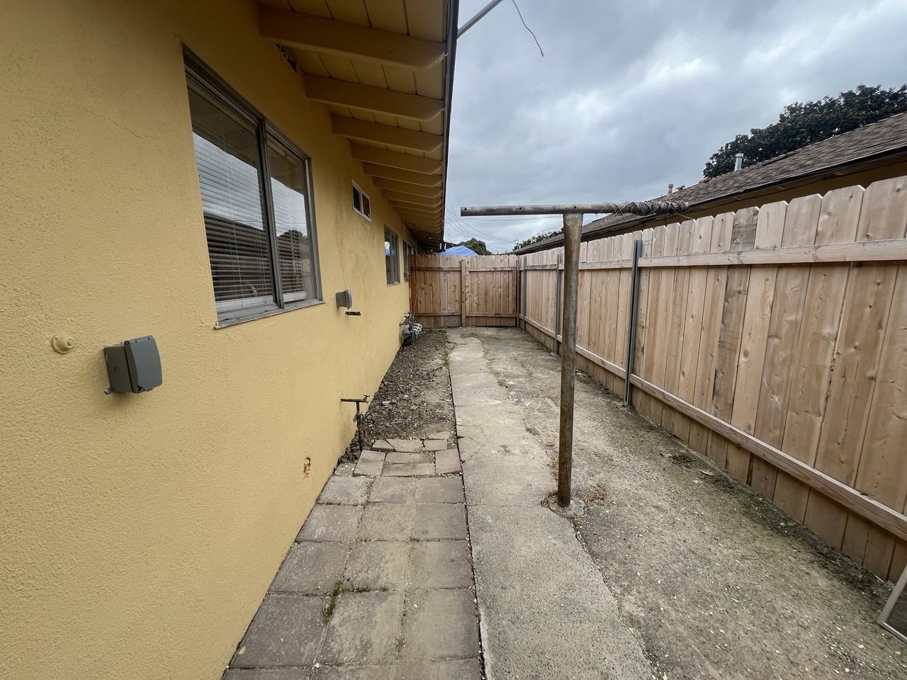 404 N M St - Photo 3 of 9