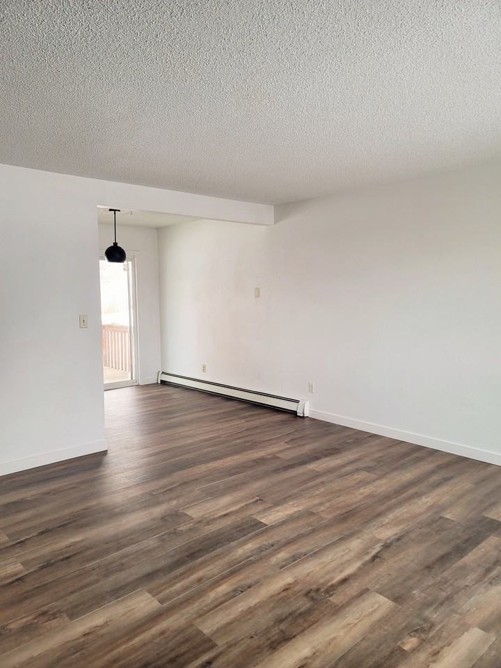 614 High Park Way - Photo 3 of 9