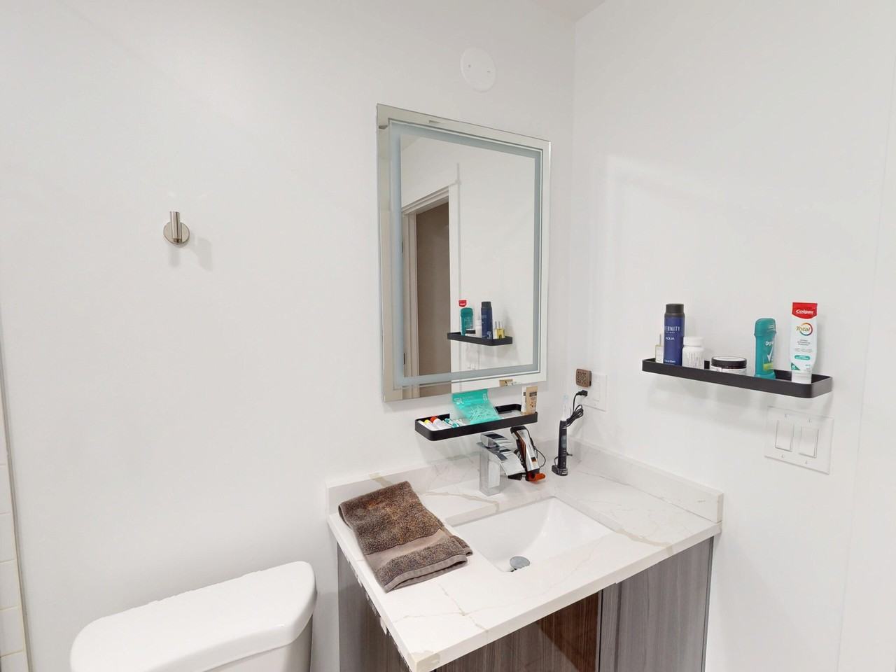 1857 N Whipple St #G - Photo 6 of 14