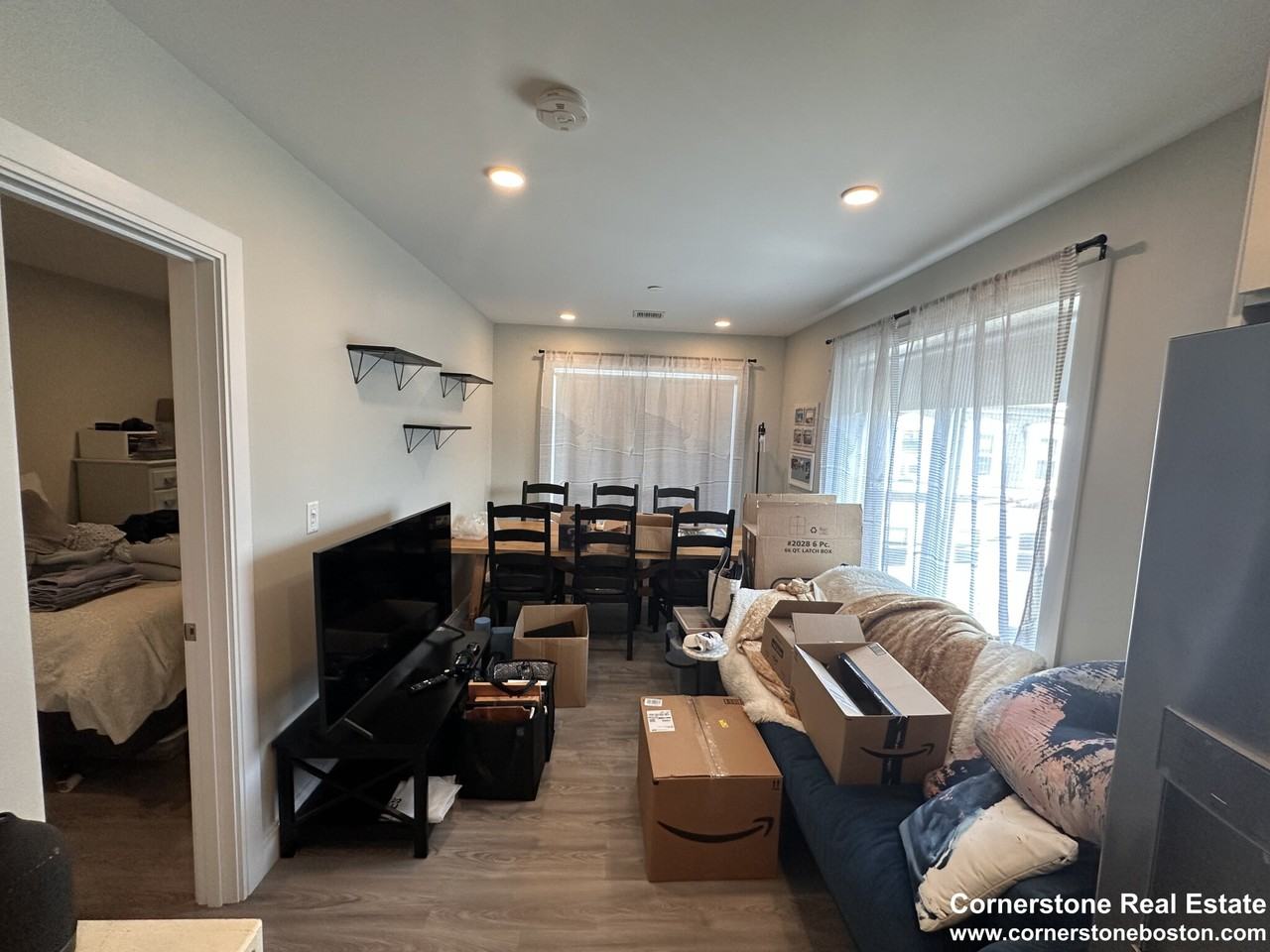 Old Colony Ave #407 - Photo 4 of 9