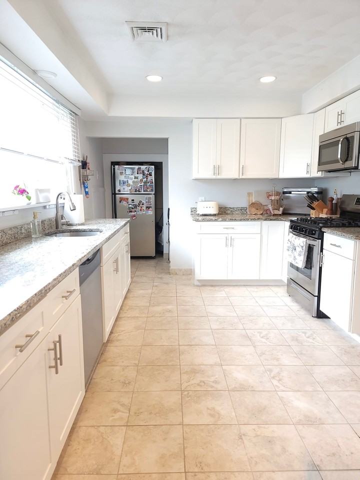 40 Hamilton St #2 - Photo 2 of 8