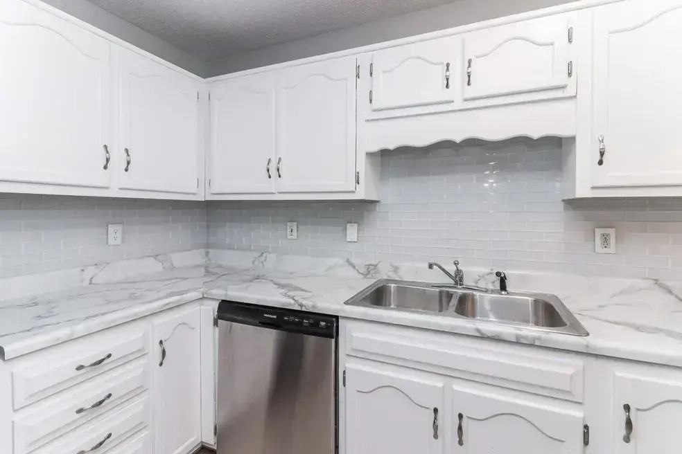 The Oaks at Northshore - Photo 3 of 23