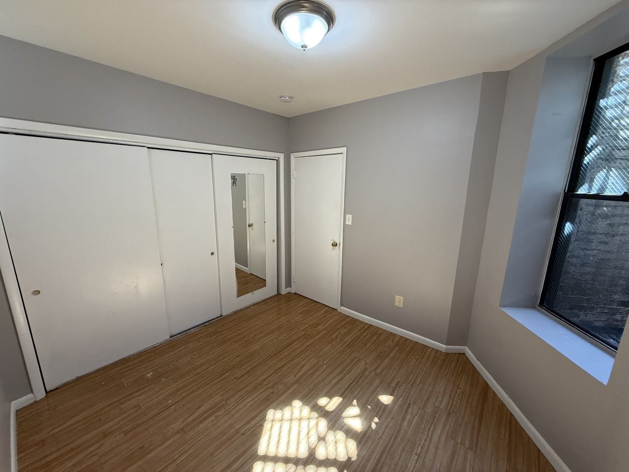 1206 BERGENLINE - Photo 2 of 8