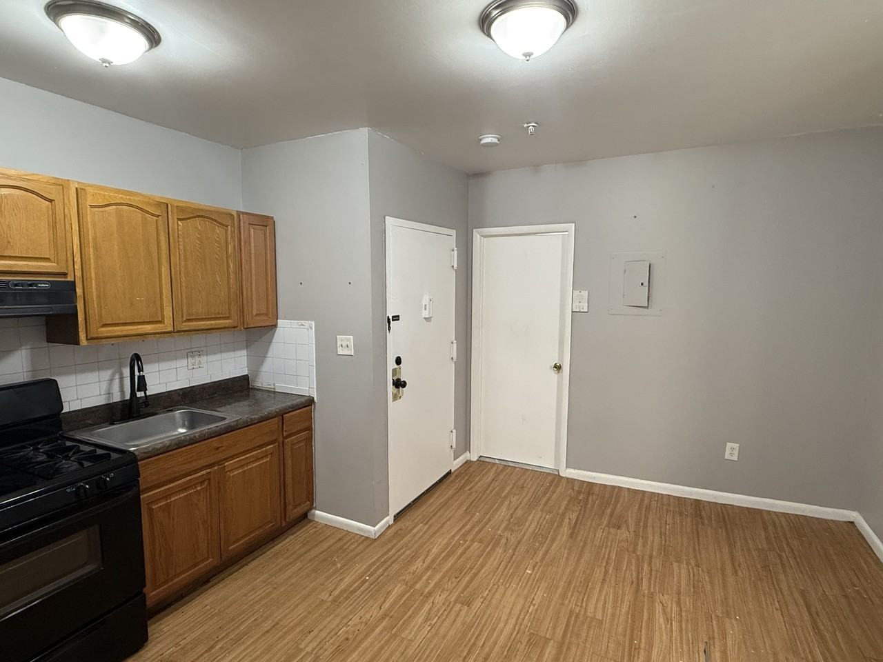 1206 BERGENLINE - Photo 5 of 8