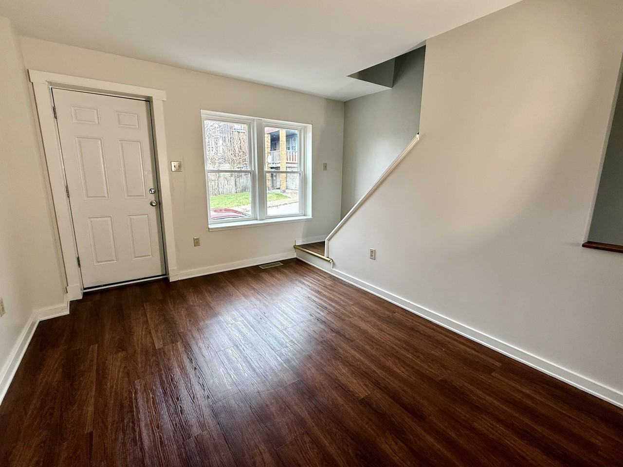 4th street apartments - Midland - Photo 6 of 21