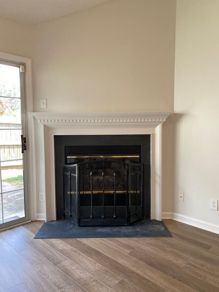409 Devlin - Photo 7 of 29