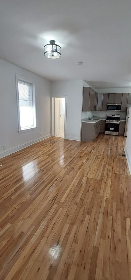 Harding / Potomac Building - Photo 2 of 16