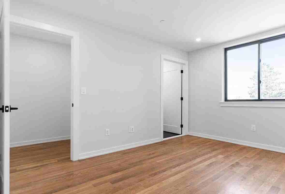 2636 Belgrade Street - Photo 7 of 8